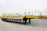新科12.5米29吨3轴低平板半挂车(LXK9390TDP)