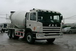 江淮牌HFC5253GJBL型混凝土搅拌运输车图片