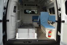 程力威牌CLW5033XJHCDP型救护车图片