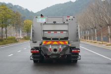 中联牌ZLJ5150THBFF型车载式混凝土泵车图片