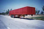 宫美12.5米26吨3轴厢式运输半挂车(JD9340X)