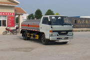 江特牌JDF5060GJYJ型加油车图片