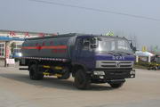 程力威牌CLW5161GHY3型化工液体运输车图片