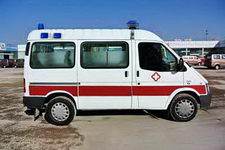 希尔牌ZZT5037XJH-4型救护车图片