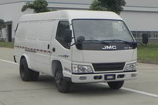 江铃牌JX5043XXYM2型厢式运输车图片