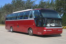 青年牌JNP6127M-1型豪华旅游客车图片3