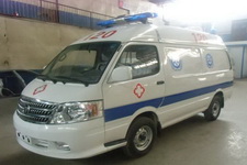 福田牌BJ5036XJH-X1型救护车图片