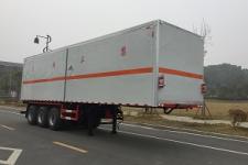 程力威12.5米31.5吨3轴杂项危险物品厢式运输半挂车(CLW9409XZW)