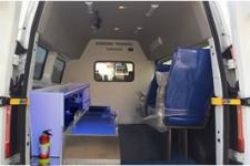程力威牌CLW5041XJHCD6型救护车图片